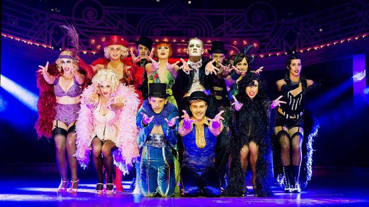 'El cabaret de los hermanos Paquetti', Izarpe Kanpinean