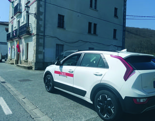 Diruz lagundutako taxi zerbitzua Basaburuan