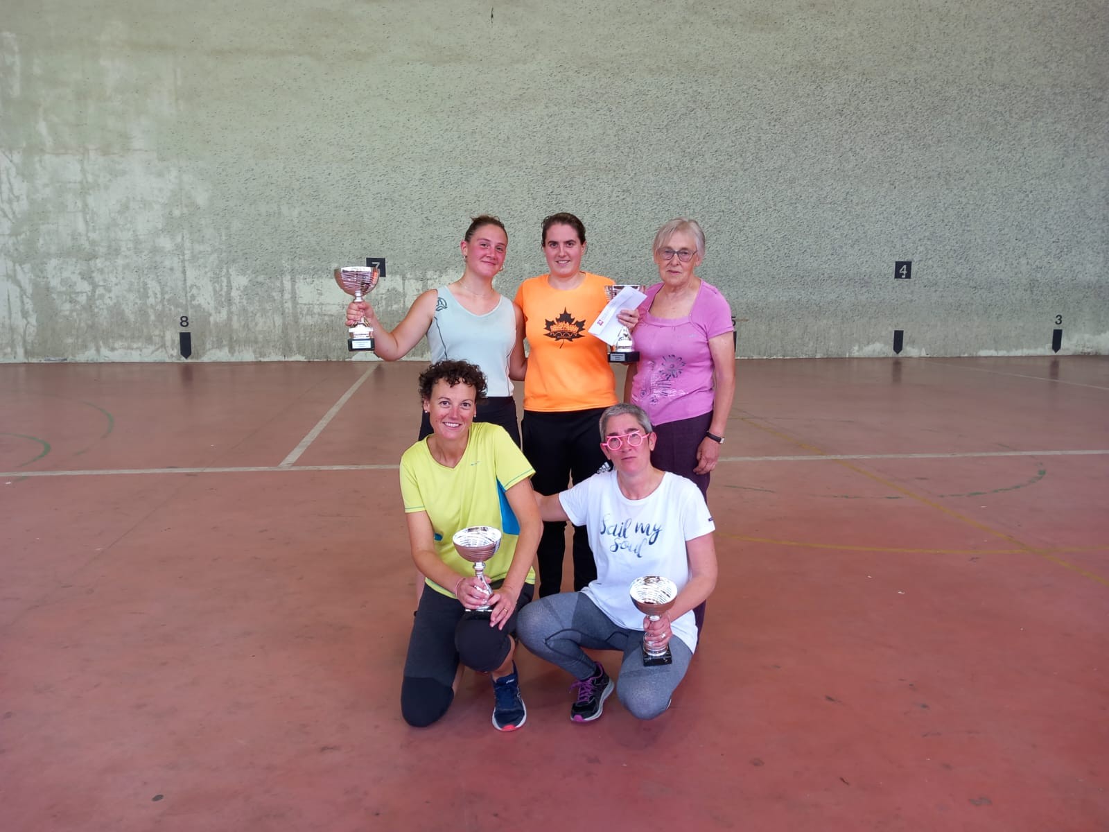 Ultzamaldeko frontenis eta pilota goxoa txapelketetan izena emateko azken eguna