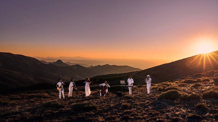 Bihar hasiko da Music to dream musika jaialdia, Atetzen