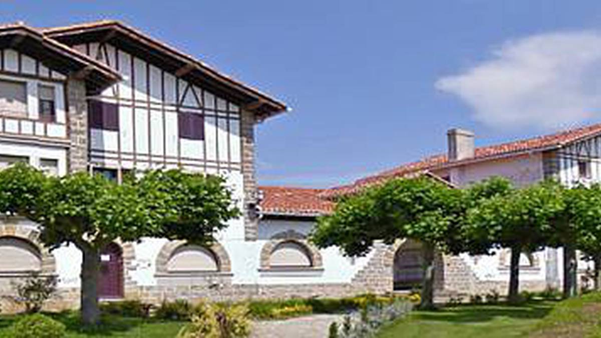 Jaibusa antolatu nahi dute Ultzaman