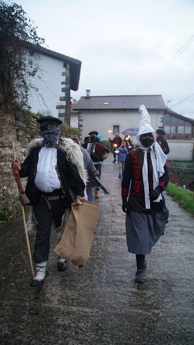 Olentzerori eta Mari Domingiri harrera Imotzen