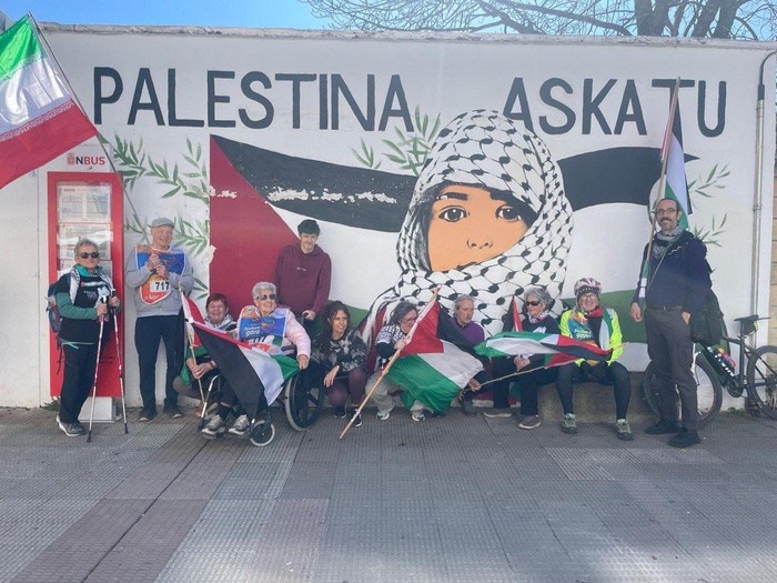 BDZko hiru kide, Palestinaren aldeko ekintzengatik auzipetuak Iruñean