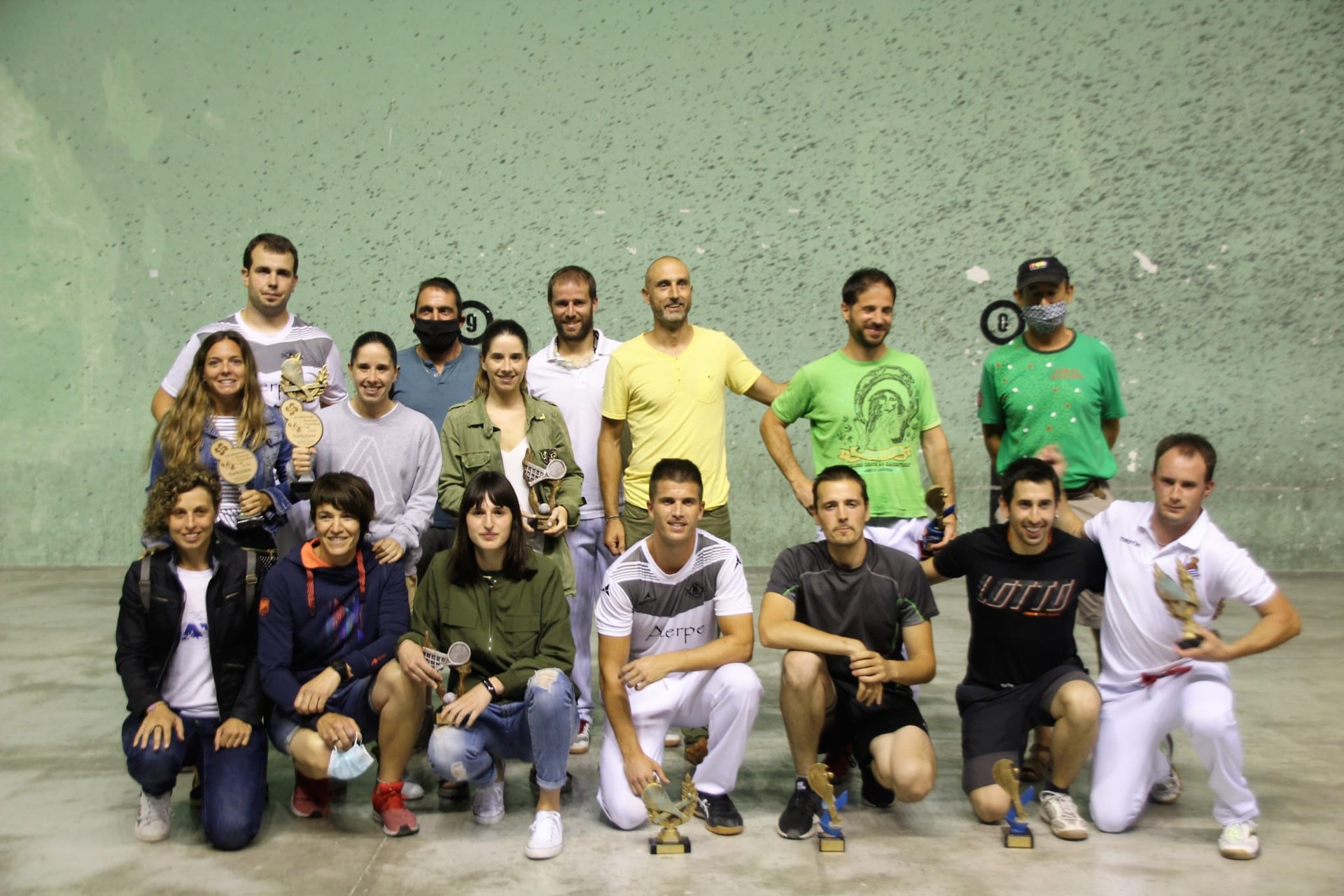 Paleta eta Frontenis Txapelketaren finalaurrekoak, bihar