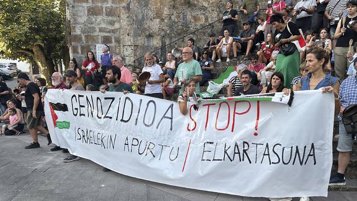 "Kaleetan Palestinaren alde presioa egiteko helburuarekin abiatu da Ibaitik Itsasora martxa"