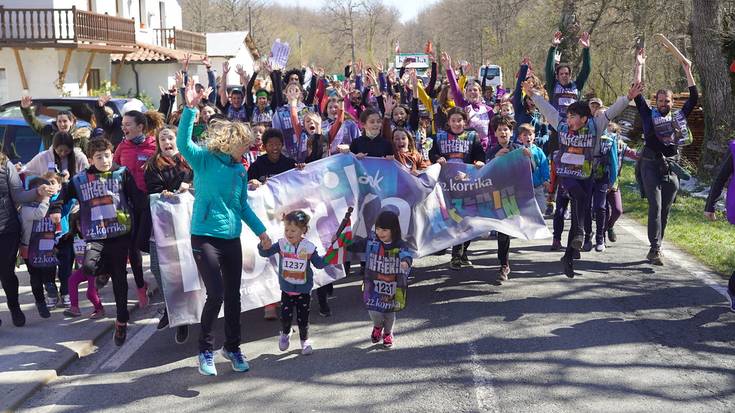 Korrika txikiak: ostiralean Jauntsaratsen eta astelehenean Larraintzarren