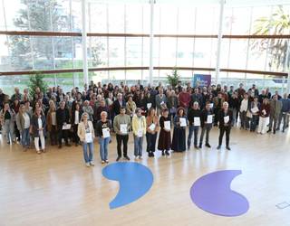 Batuz Aldatu ekimenaren sustatzaileei galdezka