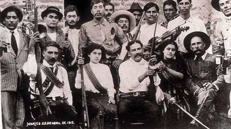 Seigarren atala: armak Mexikoko iraultzan eta Benjamin Argumedo